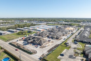 The Magnolia Living in League City, TX - Building Photo