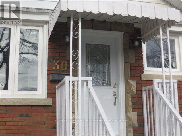 30 Elder Ave in Toronto, ON - Building Photo - Building Photo