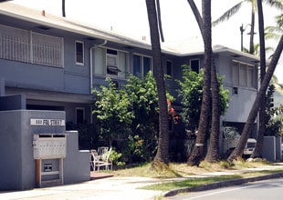 444 Pau St in Honolulu, HI - Building Photo - Building Photo