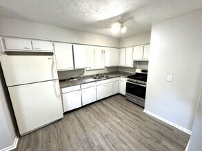 2194 N Riley Ave in Indianapolis, IN - Building Photo - Building Photo