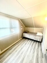 1021 Keokuk St in Hamilton, IL - Foto de edificio - Building Photo