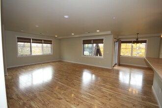 645 Woodland Pl in Whitefish, MT - Building Photo - Building Photo