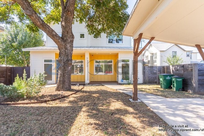 property at 3133 Govalle Ave