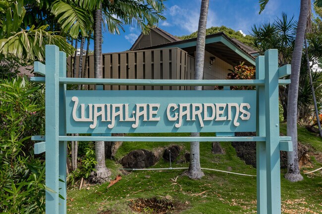 Waialae Gardens in Honolulu, HI - Foto de edificio - Building Photo