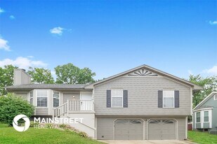 19305 E 31st Terrace Dr S in Independence, MO - Building Photo