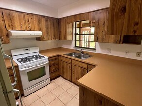 4730 NW 36th Pl in Gainesville, FL - Building Photo - Building Photo