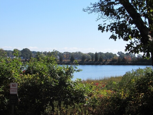 47 Marine Ave in Wareham, MA - Building Photo - Building Photo