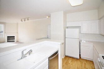 10840 Scripps Ranch Blvd, Unit 206 in San Diego, CA - Building Photo - Building Photo