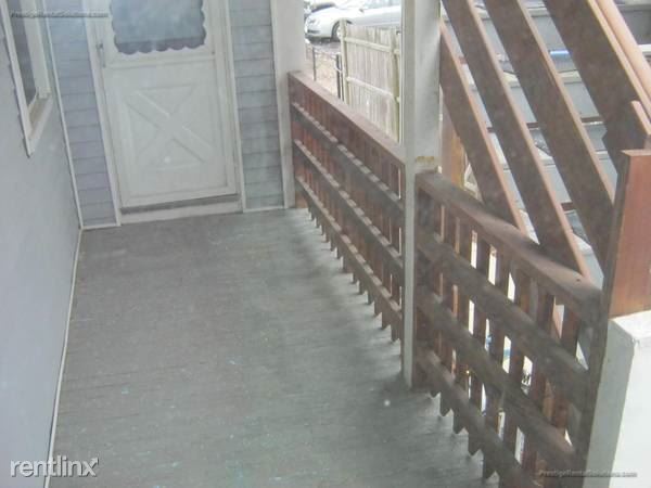 44 Pearl St in Middleboro, MA - Building Photo - Building Photo