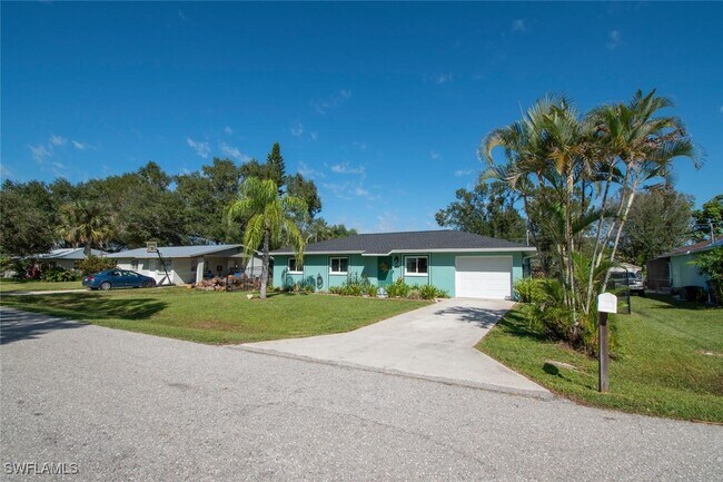 13456 Third St in Ft. Myers, FL - Building Photo - Building Photo