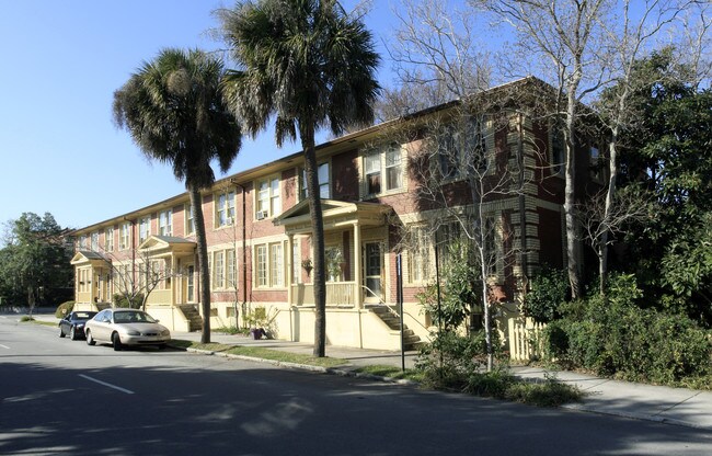 1-11 Ashley Ave in Charleston, SC - Building Photo - Building Photo