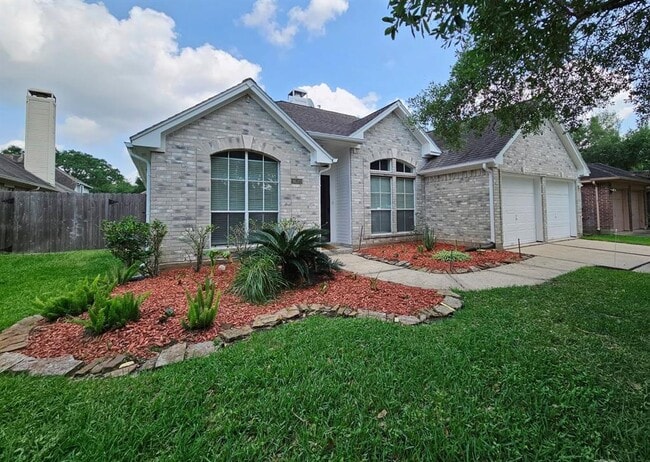 property at 4615 Bayview Ct