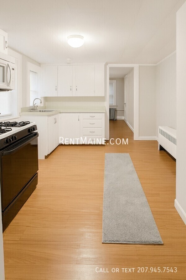 409 Fourth St in Old Town, ME - Building Photo - Building Photo