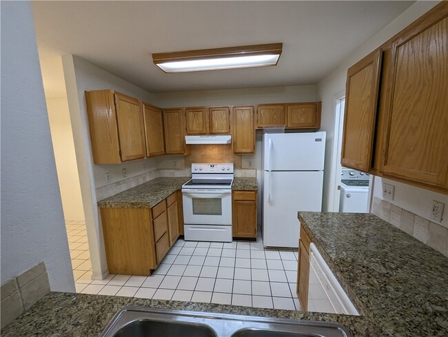 property at 2082 E Farr Ln