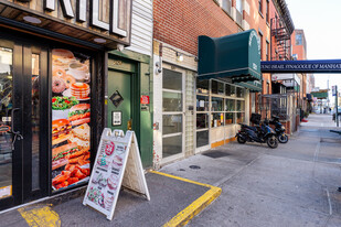 523 Grand St in New York, NY - Foto de edificio - Building Photo