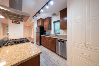 2116 22nd Ave S in Minneapolis, MN - Building Photo - Building Photo