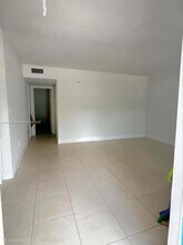 1698 NE 147th St in Miami, FL - Building Photo - Building Photo