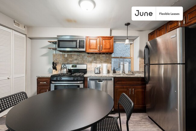 3516 W Belden Ave in Chicago, IL - Building Photo - Building Photo