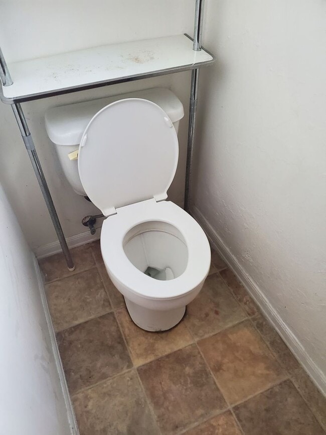 property at 507 SW 12th St