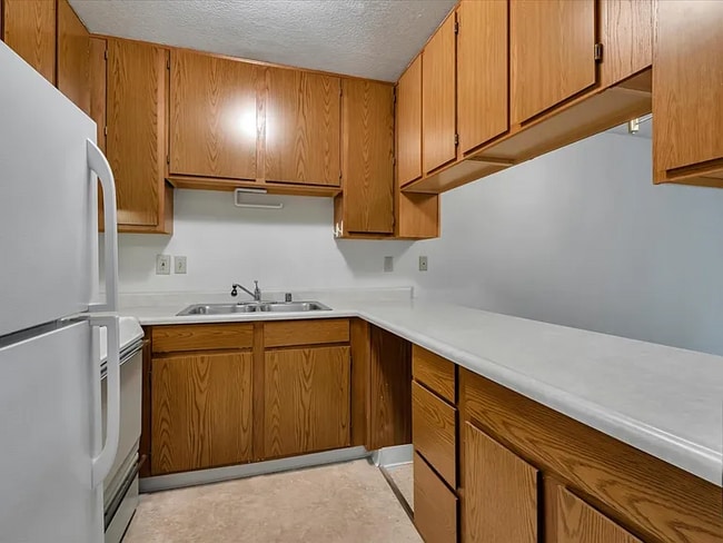 106 Vista Prieta Ct, Unit Unit 106 in Santa Cruz, CA - Foto de edificio - Building Photo