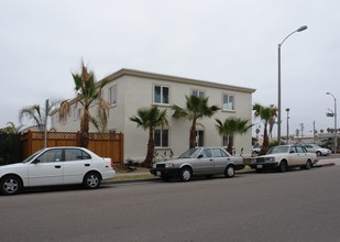 10 Units in Imperial Beach, CA - Building Photo - Building Photo