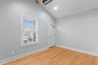 944 Brent St in Louisville, KY - Building Photo - Building Photo