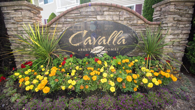 Cavalla Apartment Homes in Sumner, WA - Foto de edificio - Building Photo