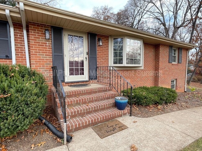 1508 Chesley Pl in Staunton, VA - Building Photo - Building Photo