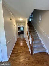 893 Broad Oaks Dr in Herndon, VA - Building Photo - Building Photo