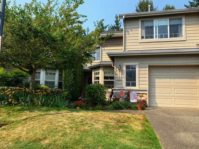 4818 NE 5th Ct in Renton, WA - Building Photo - Building Photo