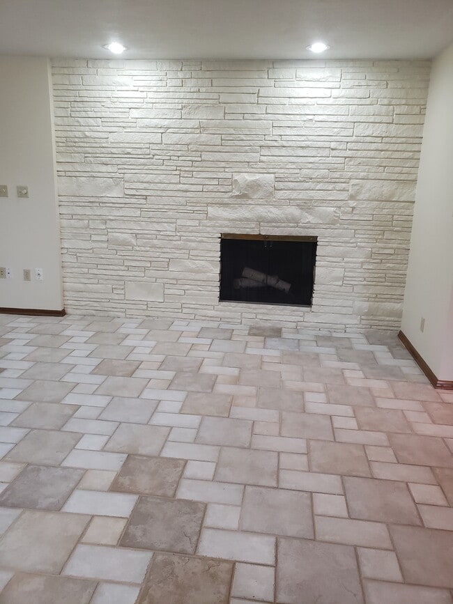 1727 E Pinecrest Rd in Spokane, WA - Building Photo - Building Photo