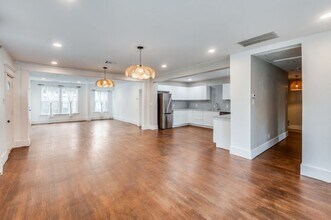 1218 Ranier St in Dallas, TX - Building Photo - Building Photo