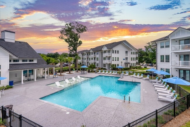 Summer Wind in Summerville, SC - Building Photo - Building Photo