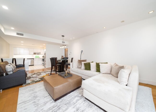 property at 101 Shearwater Ct E