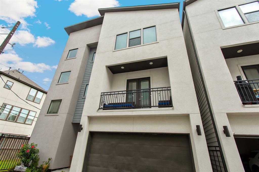 10806 Warwana Rd in Houston, TX - Building Photo