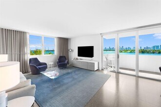 5 Island Ave in Miami Beach, FL - Foto de edificio - Building Photo