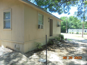 1941 Cotten Rd in Tyler, TX - Foto de edificio - Building Photo