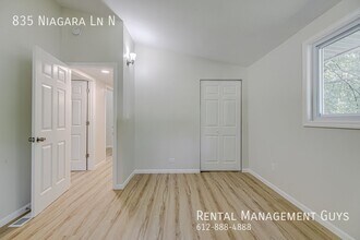 835 Niagara Ln N in Plymouth, MN - Building Photo - Building Photo