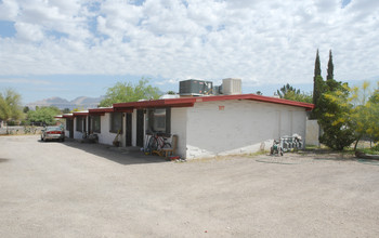 725 E Elm St in Tucson, AZ - Foto de edificio - Building Photo