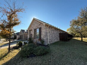 8089 Rabbit Dr in Frisco, TX - Building Photo - Building Photo