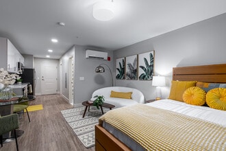 Sage Allen Apartments in Hartford, CT - Building Photo - Interior Photo