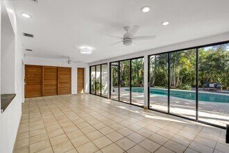 4408 Monroe St in Hollywood, FL - Building Photo - Building Photo