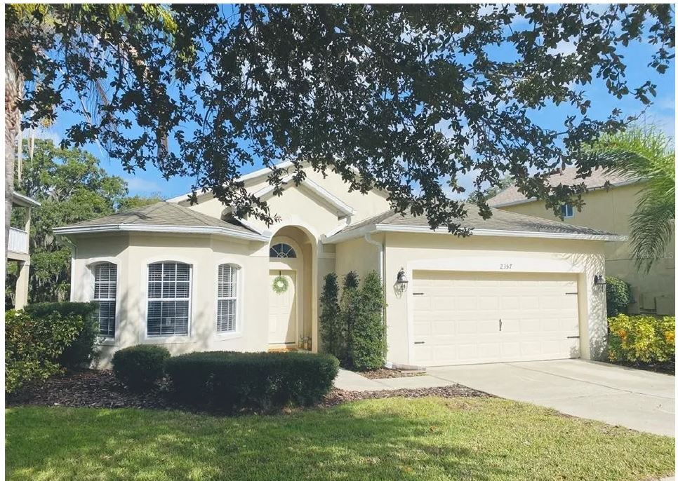 2357 Black Lake Blvd in Winter Garden, FL - Foto de edificio