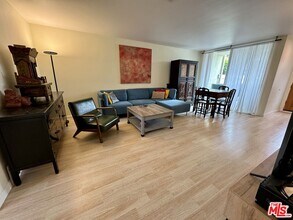 5215 Sepulveda Blvd in Culver City, CA - Building Photo - Building Photo