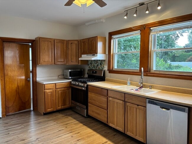 26 Swanton St in Winchester, MA - Building Photo - Building Photo