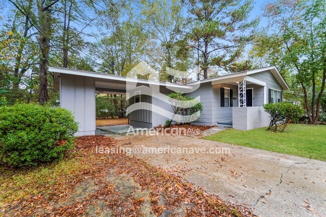 573 N Park Ln in Jackson, MS - Foto de edificio - Building Photo