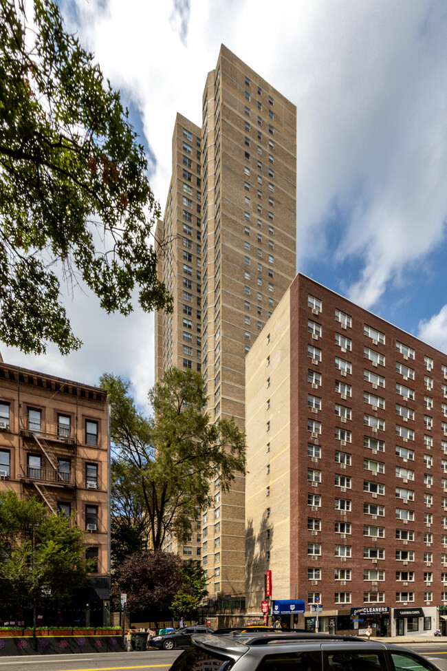 444 E 86th St in New York, NY - Building Photo - Building Photo