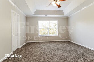 305 Carly Ct in Bethlehem, GA - Foto de edificio - Building Photo