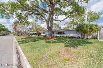 490 Park Ave in Satellite Beach, FL - Building Photo - Building Photo