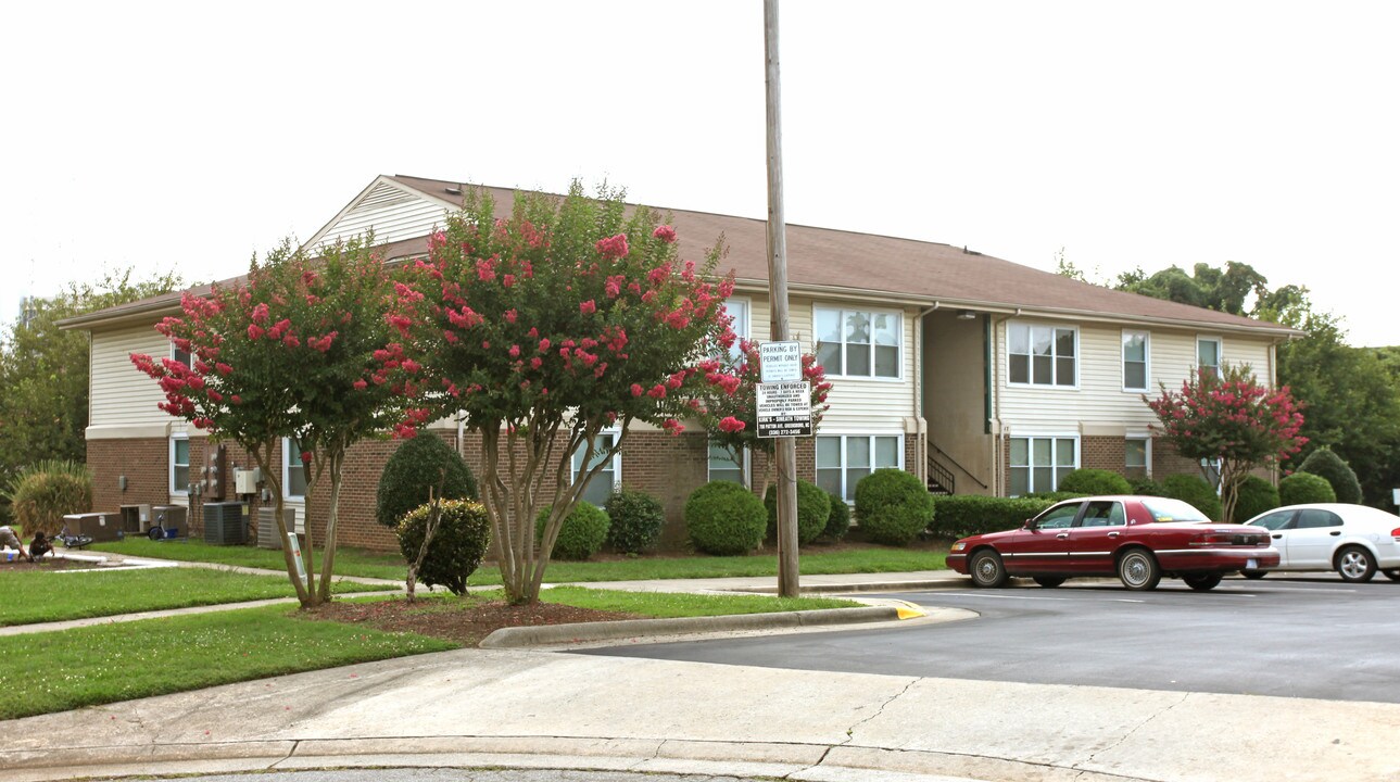 Newgate Apartments in High Point, NC - Building Photo